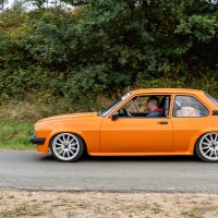 Oranje Opel Ascona B 2.5CIH met 212PK